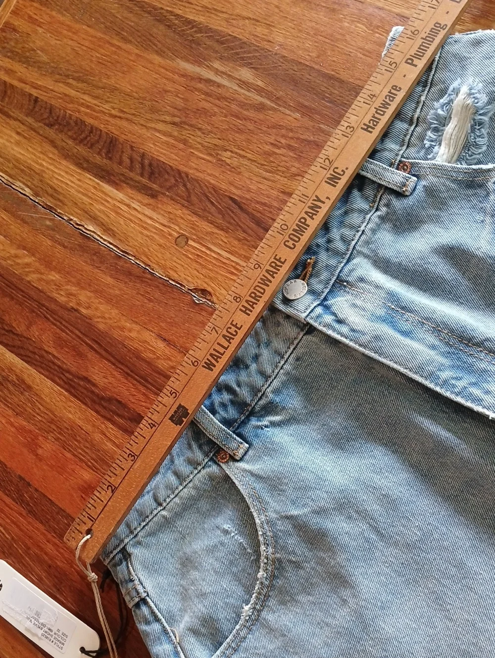 Rollas Mirage High Rise Relaxed Denim Shorts - 32